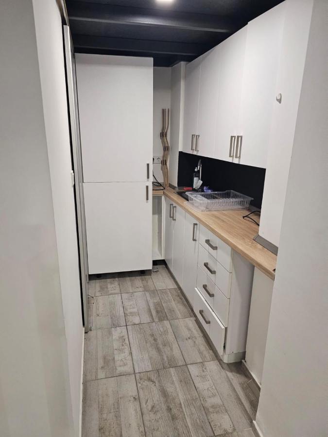7Dab Apartment Almassy Contactless Self Check-In Budapest Eksteriør bilde